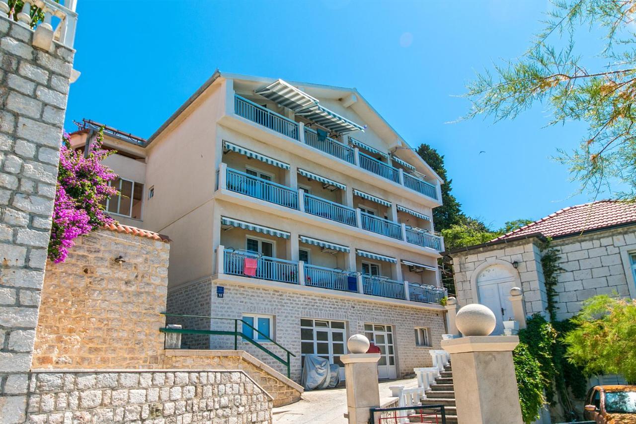 Apartments By The Sea Brist, Makarska - 15714 Podaca Dış mekan fotoğraf