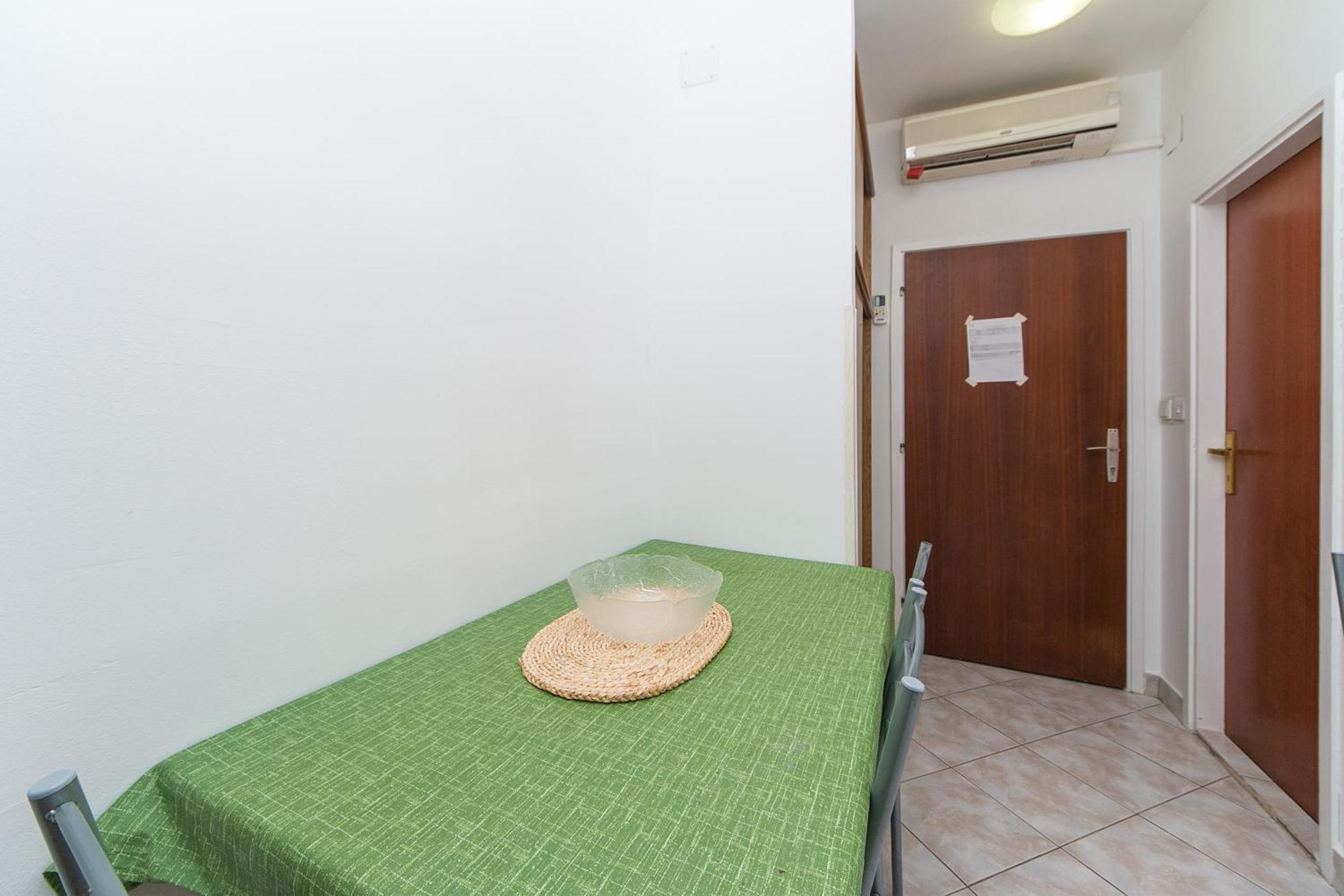 Apartments By The Sea Brist, Makarska - 15714 Podaca Oda fotoğraf